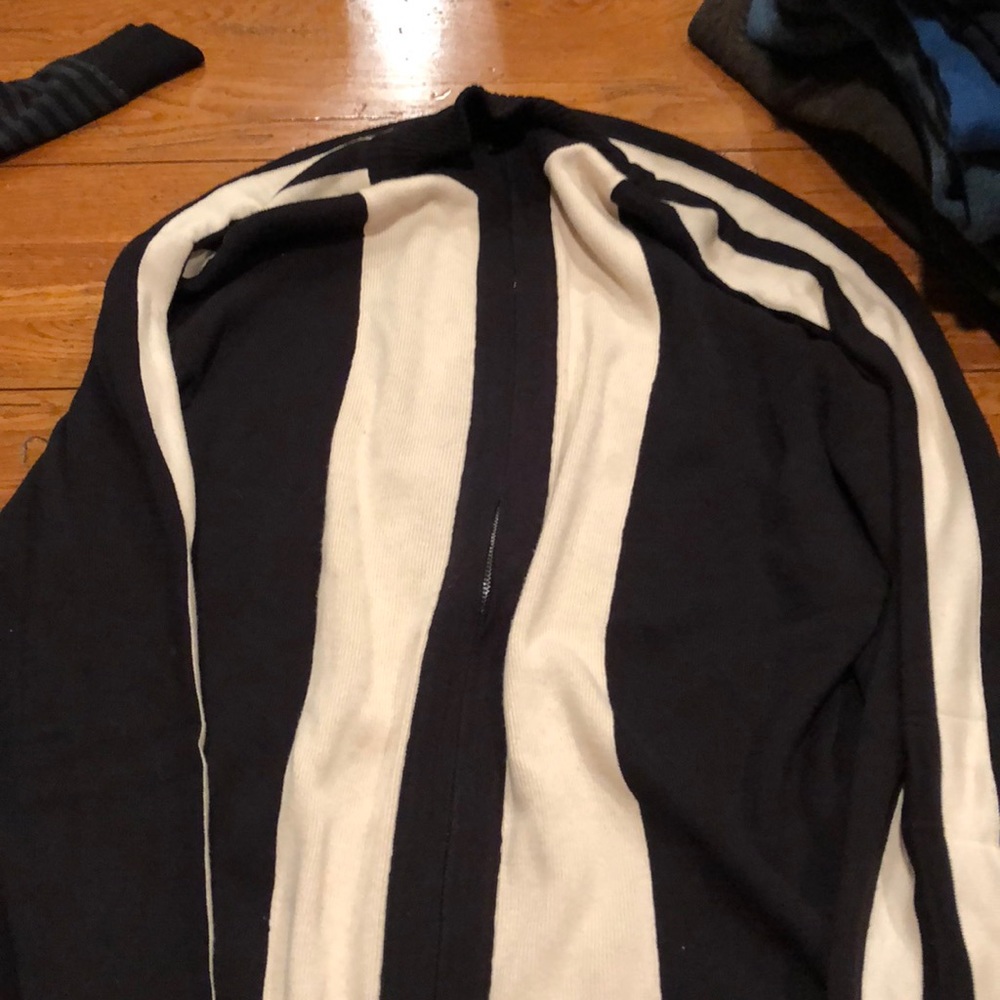 Zip up sweater jacket from Perry Ellis